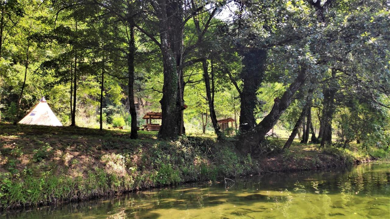 Hotel Robinson Camp Kupa - Juratovicki Brig Netretic Esterno foto